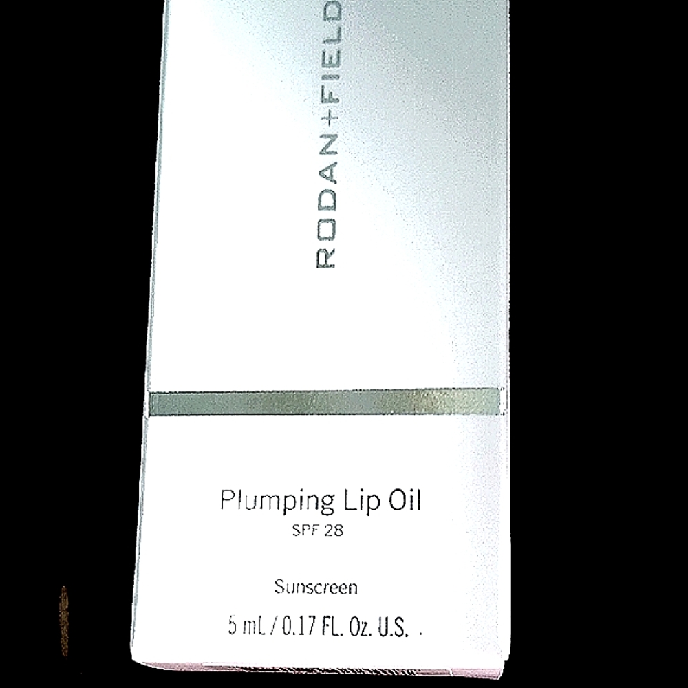 Rodan + Fields Plumping Lip Oil - Coral